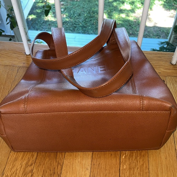 Logo Tote - Picture 10 of 15